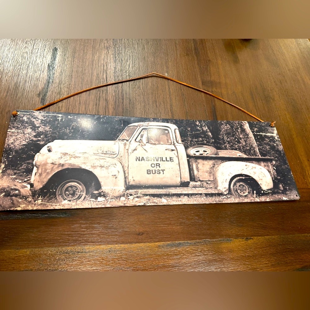 Nashville or Bust wall art